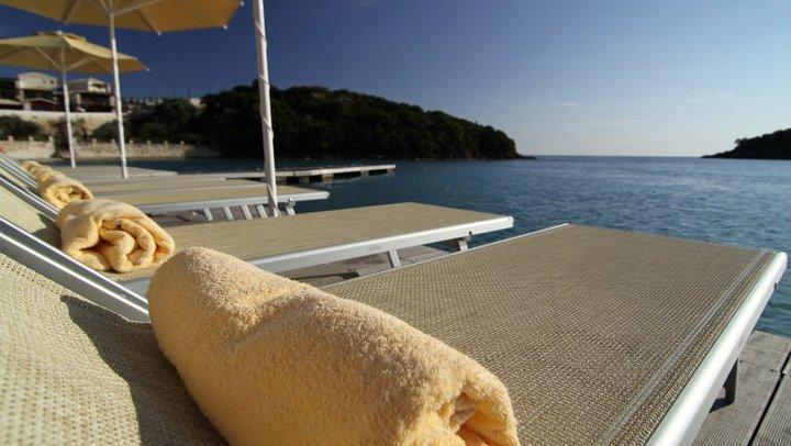 Agios Nikolaos Hotel Igoumenitsa Ngoại thất bức ảnh
